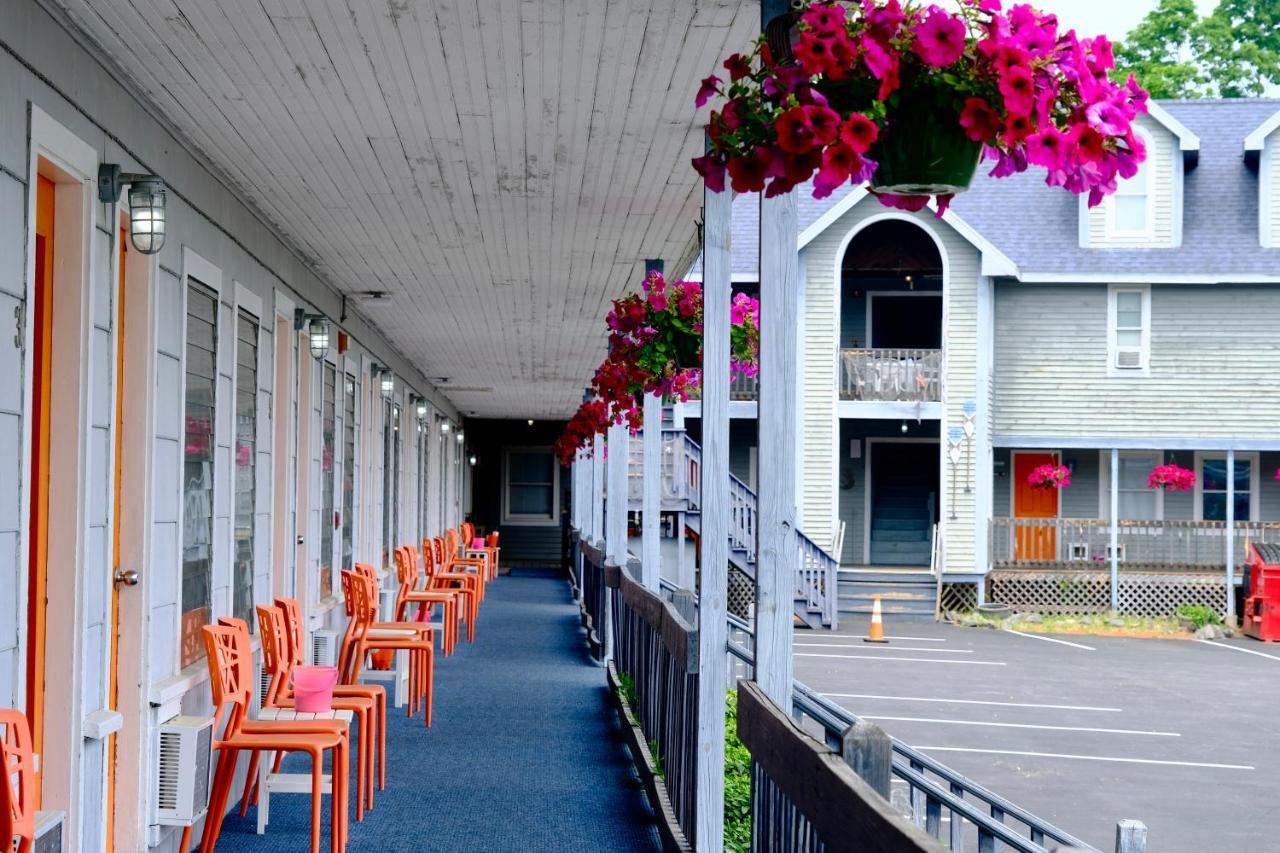 Dock House Inn Олд Орчард Бийч Екстериор снимка